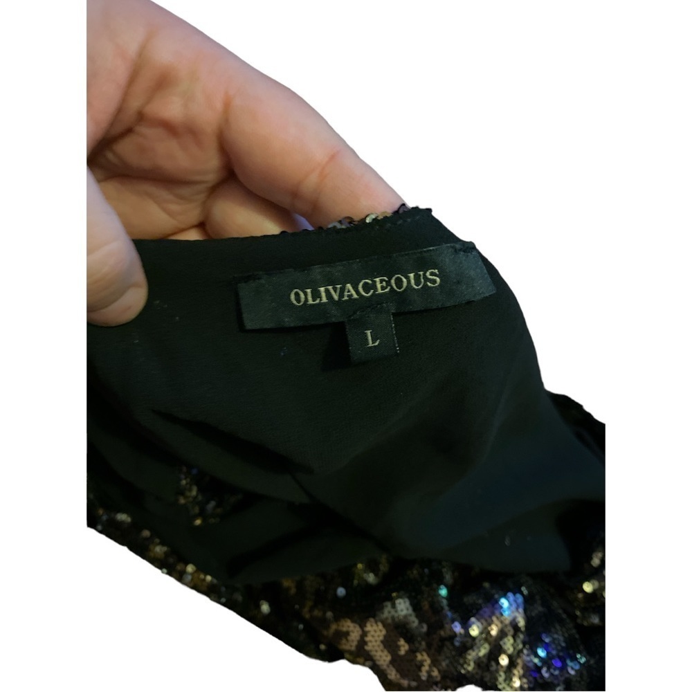 𝅺OLIVACEOUS cheetah sequins top Size L - Picture 3 of 3